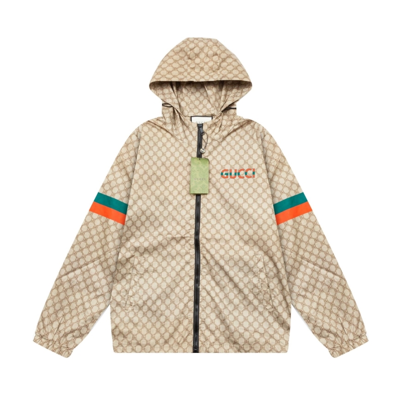 G*u*i coats